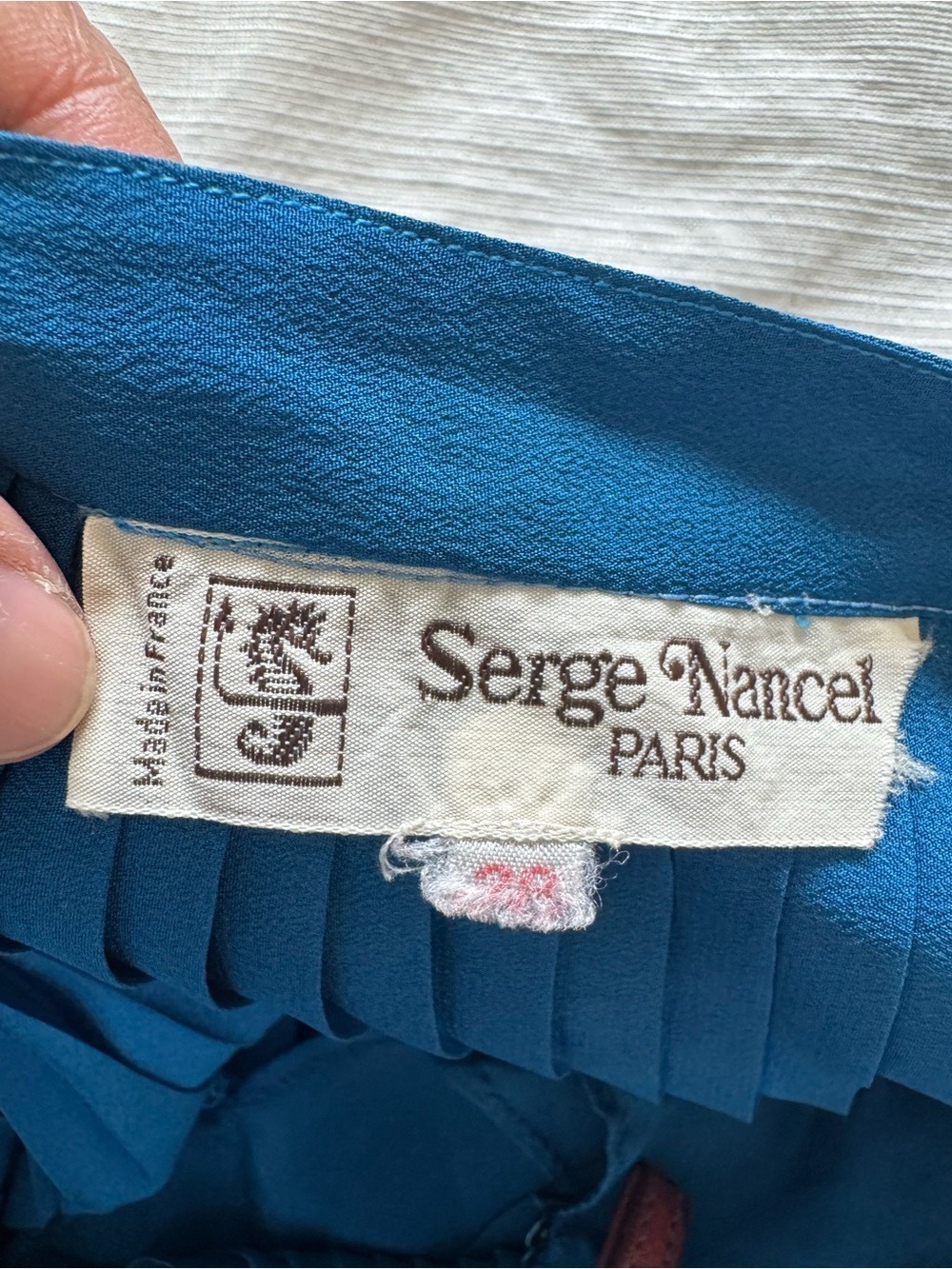 Vintage Serge Nancel Paris Pleated Midi Skirt in Blue Silky size 38 - Picture 3 of 6